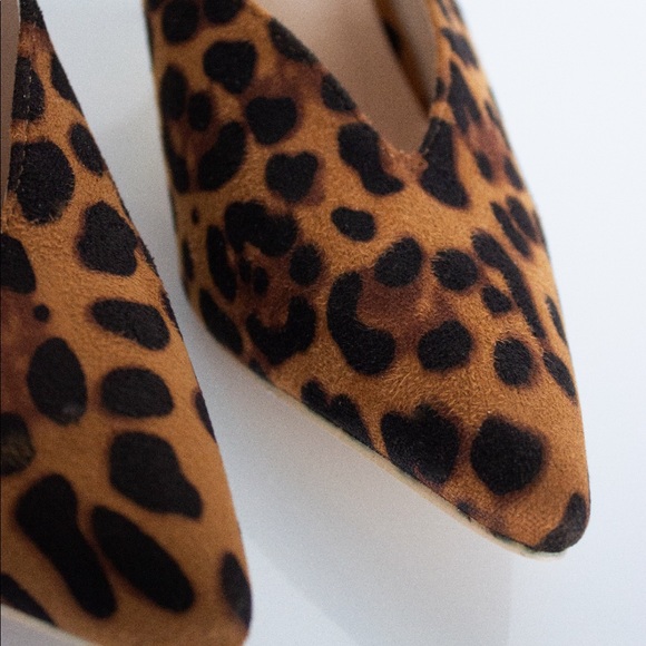 Leopard Mules - Picture 4 of 8
